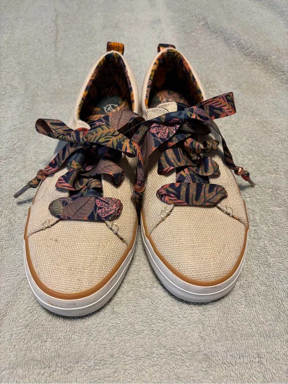 Sperry Beige Canvas Sneakers with Patterned Floral Ribbon Laces